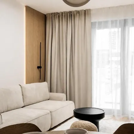 Metropolis - Luxury Infiniti - Free Parking Bratislava
